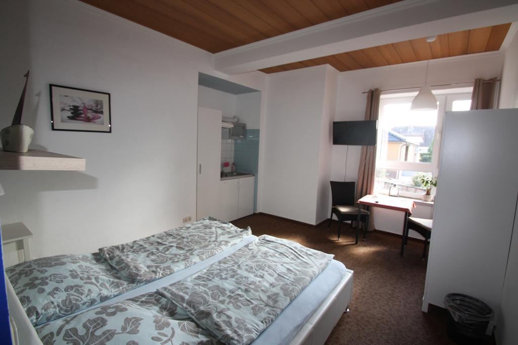 Armarova Ihre Ferienpension Куксхафен Экстерьер фото