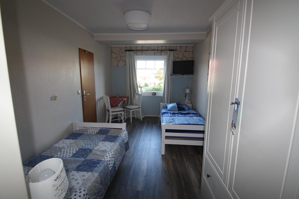 Armarova Ihre Ferienpension Куксхафен Экстерьер фото
